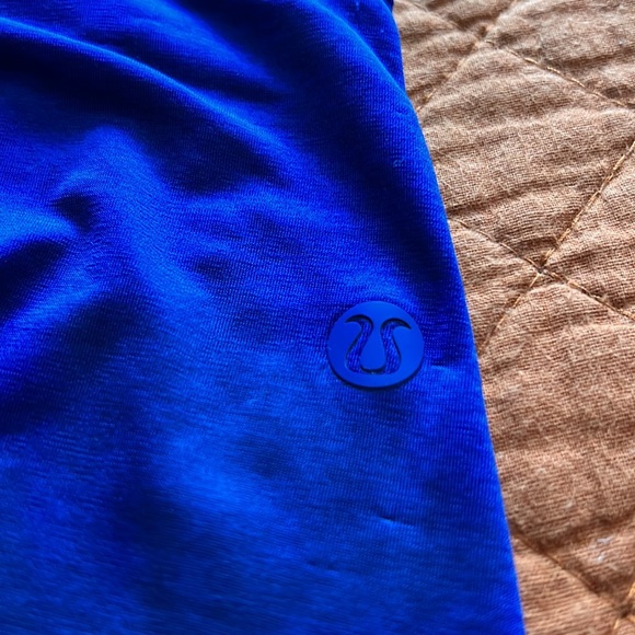 Lark blue Lululemon Essential Tank Pleated size 4 - Picture 3 of 5